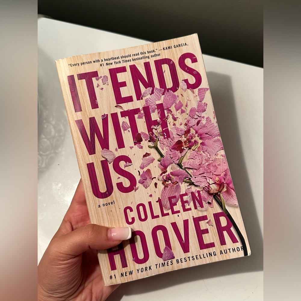 It Ends With Us Book